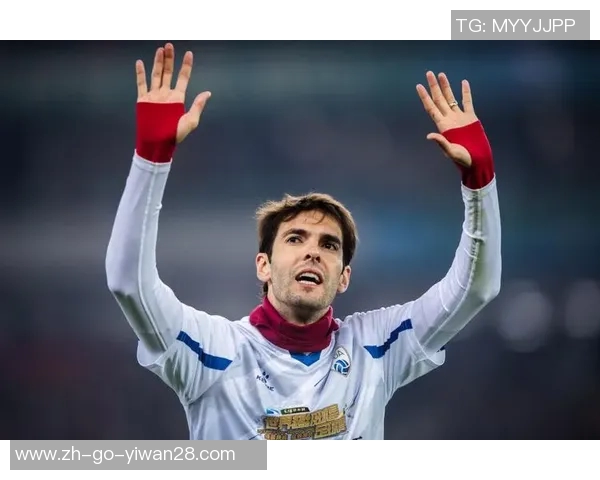 卡卡与膜卡套篮球足球球星经典收藏版全新发布 精美设计引领潮流趋势